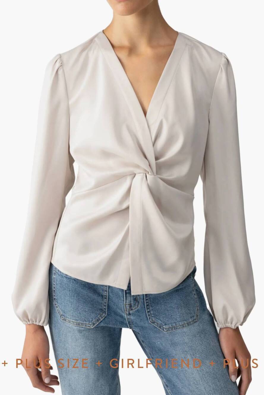 NEW SANCTUARY you're mine twist top in white
